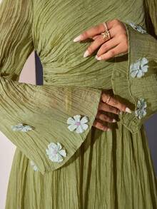 Veilorie Women's Textured 3D Floral Decor Pleated Vacation Dress - Green - View 4