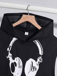 SHEIN 青少年男孩寬鬆字母圖案連帽衫與短褲2件套 夏日穿搭 Y2K 度假風 SS26 街頭風 酒紅色 假日復古波希米亞 節慶草地派對 可愛 生日 男孩端莊休閒 - 黑色 - 查看 3