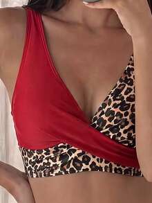 SHEIN Swim 2026春夏黑色與棕色豹紋隨機印花＋亮紅色拼接交叉胸部設計高腰側綁帶女款兩件式比基尼泳衣，適合海灘度假、派對與拍照 - 彩色 - 查看 4