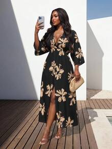 Enliva Vestido de talla grande para mujer con estampado floral negro, escote en V profundo y abertura lateral, vestido de vacaciones tropicales y resort, elegante para graduación en otoño, primavera y verano, para silueta de pera y triángulo - Negro - Ver 2