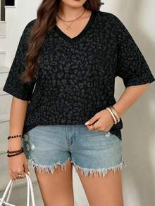 SHEIN LUNE Camiseta con Bolsillo Verde Talla Grande Día de San Patricio Primavera Break Estilo Boho Rave Atuendos de Festival Primavera Break Atuendos Estilo Old Money Atuendos de Rave para Mujeres - Multicolor - Ver 6