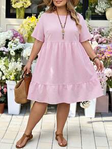 SHEIN CURVE+ فستان كاجوال للنساء بمقاسات كبيرة بنقشة مربعات وياقة دائرية وأكمام قصيرة وحافة مكشكشة - متعدد الألوان - مشاهدة 7