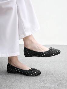 CUCCOO BIZCHIC 女款四季休閒通勤度假波點小蝴蝶結軟底舒適平底鞋 - 黑色 - 查看 4