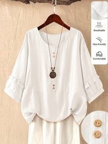 SHEIN LUNE CURVE 大尺碼女款春夏季圓領荷葉邊飾休閒七分袖襯衫，寬鬆舒適天然仿亞麻柔軟質感木鈕扣裝飾，百搭西式鄉村度假上衣 - 白色 - 查看 1