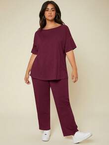SHEIN BASICS 大尺碼純色T恤與長褲夏季套裝 - 酒紅色 - 查看 3