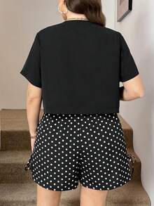 SHEIN LUNE 大尺碼女款格紋印花開學穿搭 前綁帶襯衫商務休閒女裝 曲線版型短褲 2件套返校服 秋季女裝 老錢風女款 - 黑色 - 查看 2