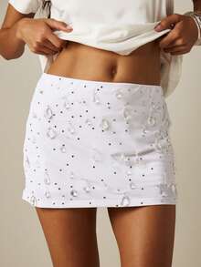 MISSGUIDED Crystal Embellished Mini Skirt With Rhinestone And Teardrop Gem Details Party Night Evening Bodycon Style White Summer Sexy - White - View 1