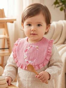 Cozy Pixies 1 Piece [A-Z] 26 Letter Embroidered Baby Bib 26 Ruffle Edge Saliva Towel, Newborn Spit Milk Bib Multi-Color Optional Baby Meal Bag - Multicolor - View 4