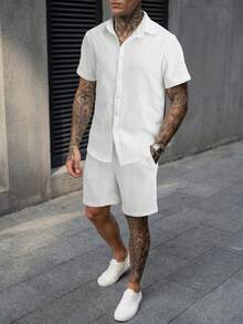 Manfinity CasualCool 男士幾何紋理短袖襯衫與短褲休閒套裝 - 白色 - 查看 4