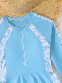 SHEIN 青少年女孩長袖防曬拉鍊粉色葉子印花甜美亮眼裙風長褲2件式泳衣套裝 - 淺藍色 - 查看 3