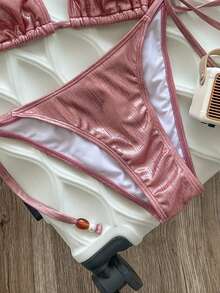 Swim Vcay 2026春夏粉色箔面料細肩帶掛脖橢圓珠飾高衩側開女款比基尼丁字褲泳衣2件套 - 粉色 - 查看 5