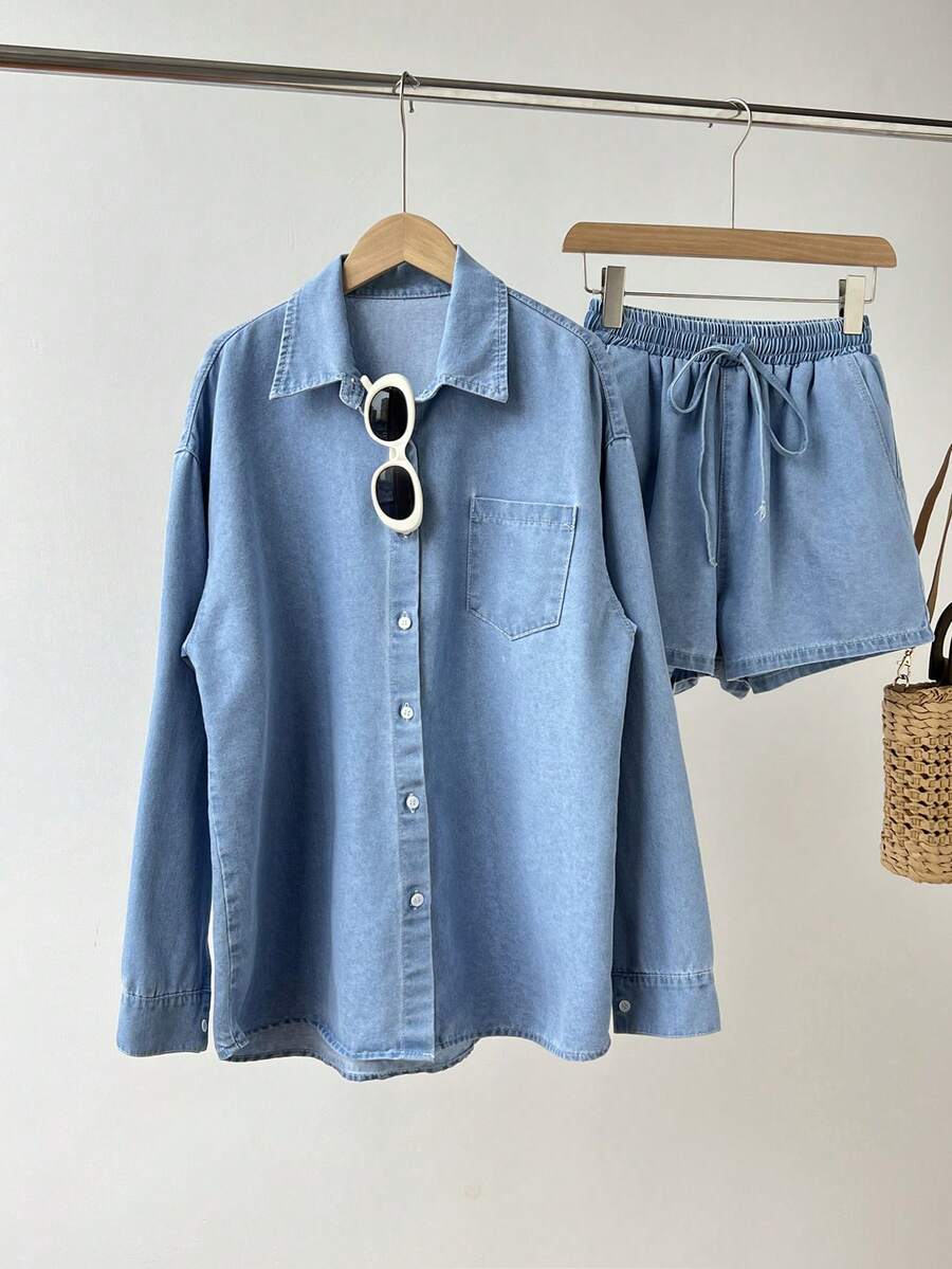 Elamini Casual set för kvinnor med långärmad enkelknäppt denimskjorta och denimshorts - Ljustvätt - Visa 1
