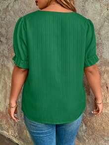 Linhara CURVE Blus Kasual Wanita Ukuran Besar Warna Polos Leher V Berlekuk Lengan Pendek Mengembang - Hijau - View 2
