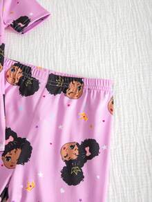 SHEIN Set de camiseta de cuello redondo y pantalones cortos ajustados de unicolor con diseño lindo de niña, conjunto de ropa de estar en casa para niña joven - Multicolor - Ver 6