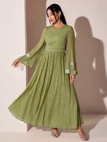 Veilorie Women's Textured 3D Floral Decor Pleated Vacation Dress - Green - View 7