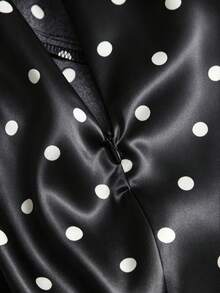 Sweetra Falda de mujer elegante para ir a la oficina, estilo vintage americano romántico de primavera/verano, con lunares, satén, lazo, dobladillo asimétrico y ribete de encaje - Negro - Ver 7