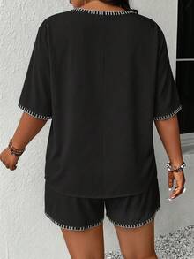 SHEIN Frenchy Conjunto de 2 piezas de camiseta y pantalones cortos de talla grande con bloques de color, bordado de concha, nuevo para vacaciones de verano - Multicolor - Ver 3