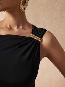 SHEIN Uhlyne Women's Black Gold Asymmetric-Neck Fitted Luxury High-End Metal Accessory Mermaid Long Dress Asymmetric Design Pleated Bodycon Evening Gown Sexy Dress - Black - View 7