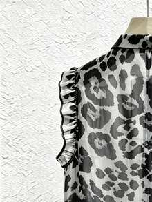 SHEIN Franclia 女款全身印花荷葉邊飾休閒百搭日常出遊襯衫 - 黑與白 - 查看 3