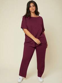 SHEIN BASICS 大尺碼純色T恤與長褲夏季套裝 - 酒紅色 - 查看 1