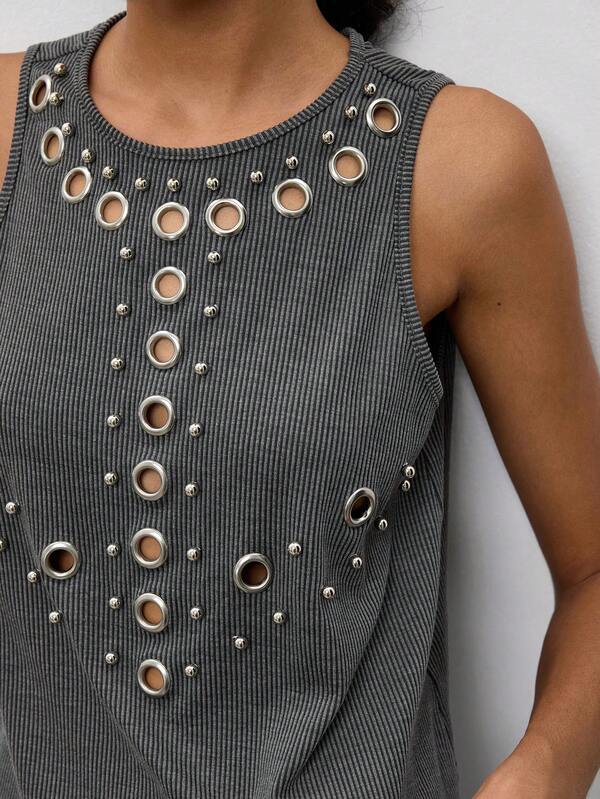 Maija Camiseta sin mangas gris con copos de nieve y decoración de ojales metálicos para mujer, moda urbana moderna, festival de verano, fiesta de la Copa del Mundo, casual Y2K con lentejuelas