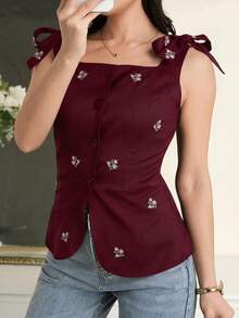 Modelyn 女款花卉刺繡單排扣肩結無袖襯衫 - 酒紅色 - 查看 5