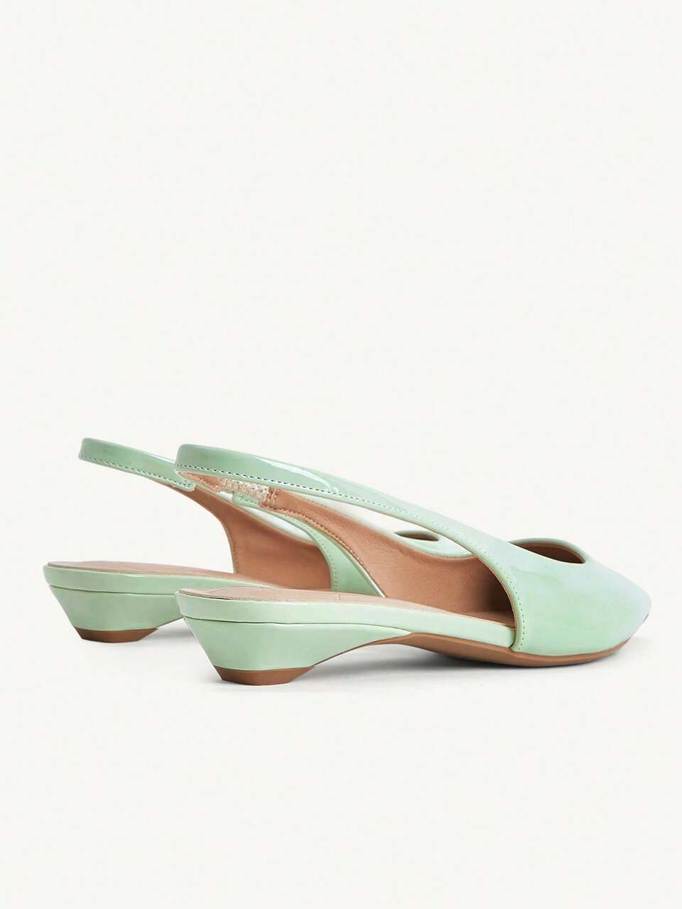 CUCCOO CHICEST Women's Light Mouth Shoes, Solid Color Pointed Glossy Simple And Gentle Wind Patent Leather Light Green Flat Sole Shoes Commuting Dating Daily Wear