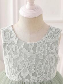 SHEIN Glamorique Kids 婚禮花童公主女童禮服大裙擺派對洋裝 全季節適用 鼠尾草綠 蓬蓬紗網格 綴珠 V領露背 大蝴蝶結 夏季優雅 秋冬款 - 綠色 - 查看 7