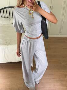 SHEIN EZwear 女款素色不對稱肩蝙蝠袖T恤與長褲休閒居家套裝 - 淺灰色 - 查看 7