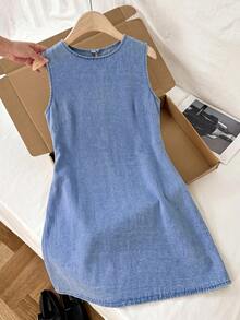 Comfortcana Gaun Denim Kasual Tanpa Lengan Leher Bulat untuk Wanita, Cocok untuk Perjalanan Sehari-hari - Light Wash - View 4