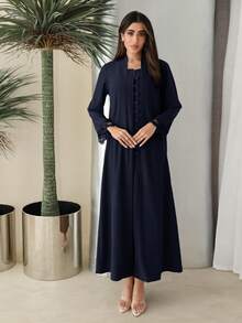 Al Najma 女款素色對比蕾絲袖口單排扣長袍 - 藏蓝色 - 查看 3