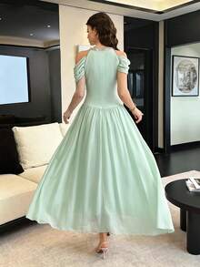 Modelyn Elegant Cold Shoulder Gentle Atmosphere Beaded Halter Neck Long Evening Gown Dress For Women - Green - View 4