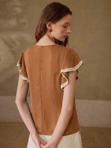 MOTF WOMEN'S SPRING/SUMMER PREMIUM CONTRAST TAPE TRIM FLUTTER SLEEVE ZIP BACK TOP - Rust Brown - View 3