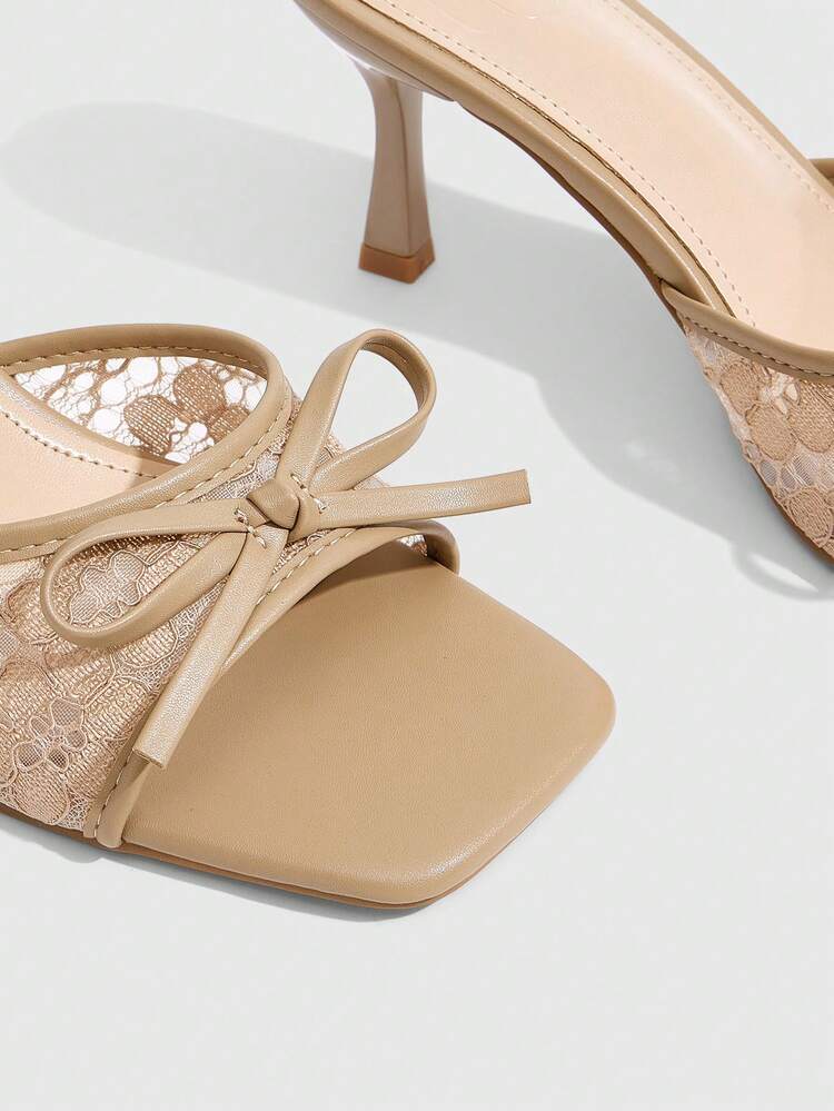CUCCOO SZL Women's High-Heeled Sandals 7CM Square Toe Open-Toed Kitten Heel Lace Embroidery Cute Bow Brown High Heels Easy To Wear Cross-Strap Buckle Sexy Versatile Elegant Stilettos Suitable For Daily Commuting/Beach/Party Women's Shoes