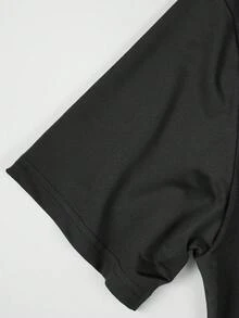 Manfinity Men's Summer Black V-Neck Short Sleeve Cropped T-Shirt - Black - View 6