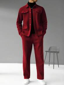Manfinity CasualCool 2 件男士纯色前扣衬衫（带口袋）和休闲裤套装，秋季服装，舒适服装 - 酒紅色 - 查看 4