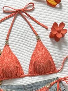 Swim Vcay 2026春夏三角杯掛脖式橘色碎花布料金色雙耳花飾高衩繫帶可愛性感比基尼泳衣，適合海灘、海邊與泳池 - 橘色 - 查看 8