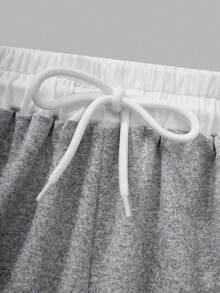 SHEIN 青少年女孩返校刺繡V領騎士T恤 - 灰色 - 查看 7