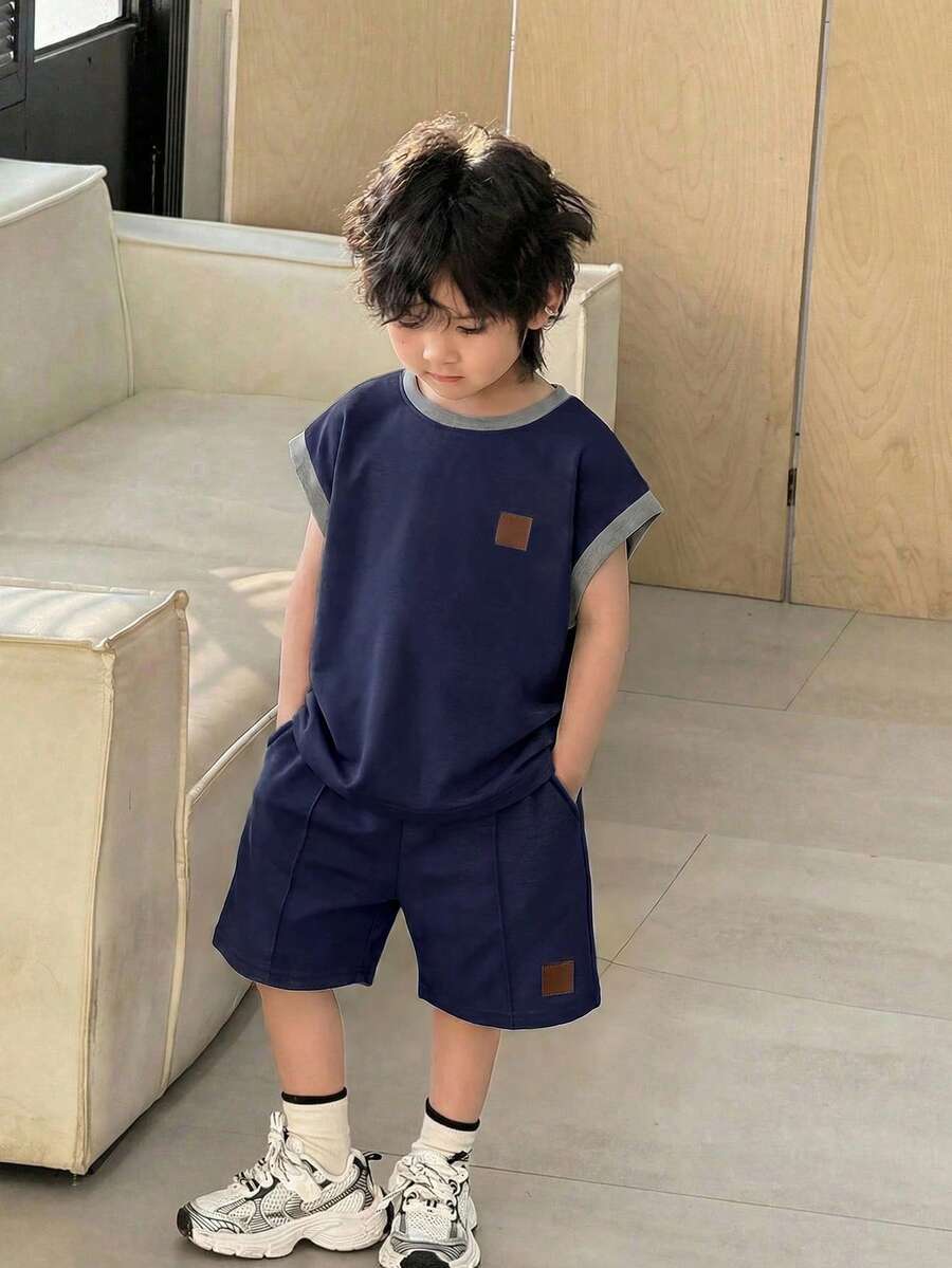 SHEIN 2件套男婴夏季休闲韩版撞色背心和灰色短裤套装,背心套装,男婴套装 - 彩色 - 查看 1