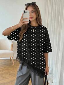 SHEIN Kids Teen Girls T-Shirts Spring Summer New Casual Black And White Fashion Polka Dot Asymmetric Hem Lace Patchwork T-Shirt, Versatile For Daily Wear, Spring Summer Casual Top, Suitable For Vacation, Summer, Spring, Spring Break And Various Occasions, Including Beach Dress, Casual Shirt, Outing Top And Summer Top. - Black - View 1