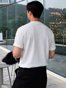 DAZY 夏季純白色短袖男士針織上衣 - 白色 - 查看 2
