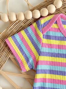 SHEIN Newborn Baby Boys' 2pcs Set,Pink,Summer,Cute,Family Matching Striped Overall,White Knitted Peter Pan Collar Top,Striped Buttoned Hat,Casual Outfit - Pink - View 7