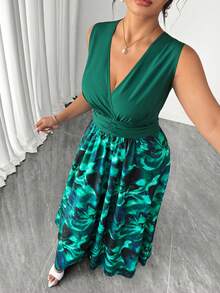 SHEIN LUNE Robe d'été décontractée de vacances, style rétro français élégant, col V, imprimé floral vert, patchwork - Vert - Voir 8