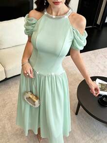 Modelyn Elegant Cold Shoulder Gentle Atmosphere Beaded Halter Neck Long Evening Gown Dress For Women - Green - View 7