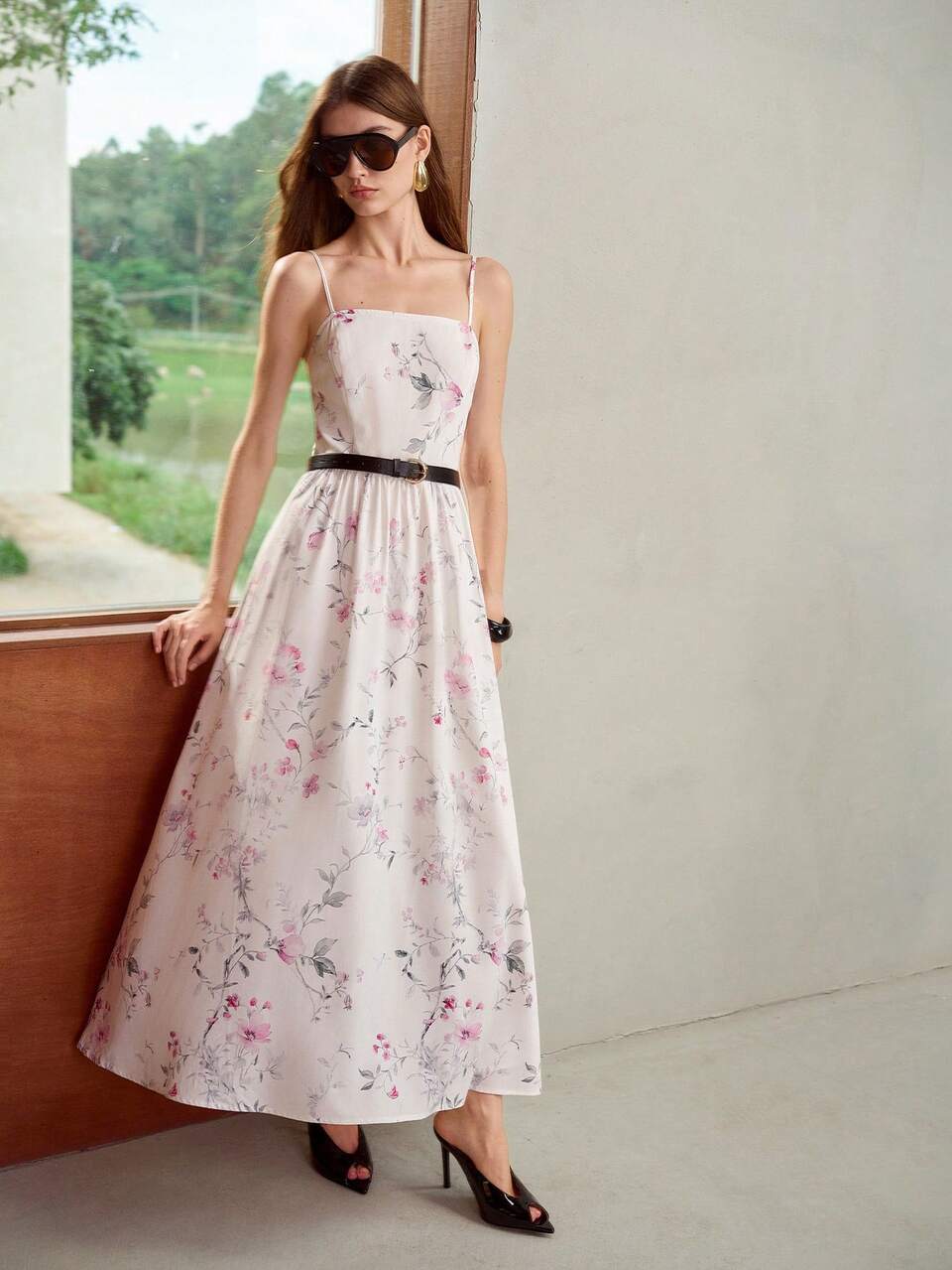 SPRING/SUMMER WOMEN'S OFF-WHITE FLORAL PRINT A-LINE SPAGHETTI STRAP ELEGANT ROMANTIC FASHIONABLE COMMUTER MID-LENGTH DRESS HOLIDAY VACATION