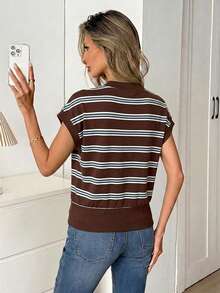 Easowa Women's V-Neck Printed T-Shirt, Versatile Summer Top - Multicolor - View 3