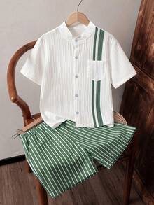 SHEIN 3pcs/Set Boys' White Shirt With Lace Pattern & Contrast Color, Loose White Pants With Pattern & Contrast Color, And Ribbon - Green - View 2