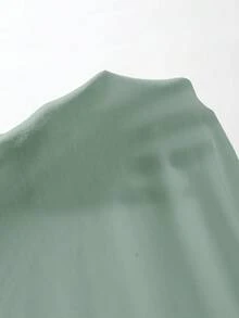 SHEIN BASICS 大尺碼女款素色露肩長袖短版休閒T恤 - 綠色 - 查看 4