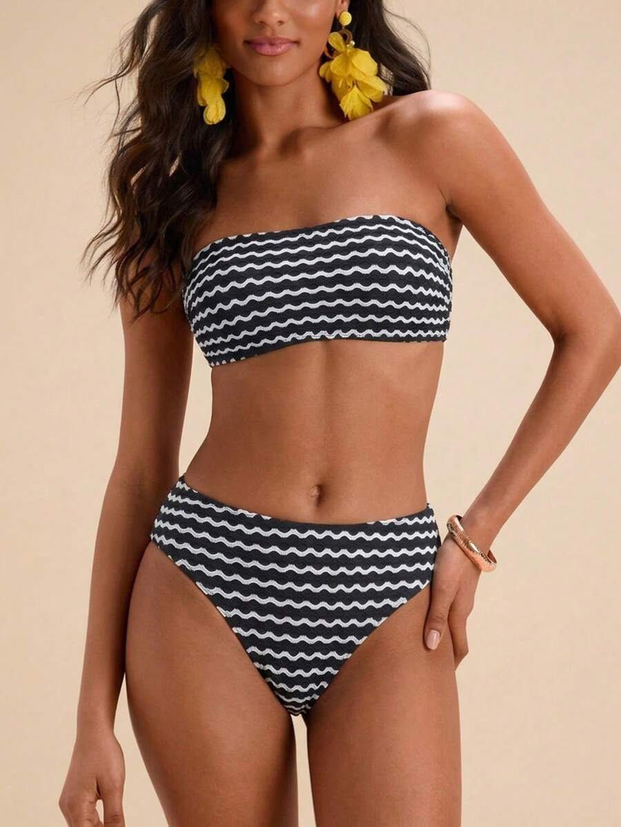 Travachic Women Floral Print Bandeau Bikini Set,Summer Outfits For Women,Swimsuits For Woman,Bathing Suits For Women - Black and White - View 1