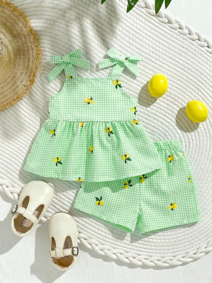 SHEIN Playful Pals 2件組女嬰幼兒/新生兒0-3歲春夏季休閒日常可愛度假條紋蝴蝶結裝飾可愛黃色檸檬印花吊帶上衣+短褲套裝 - 綠色 - 查看 1